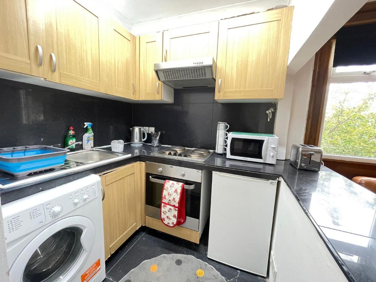 Private Double Room In Stratford Лондон Екстериор снимка